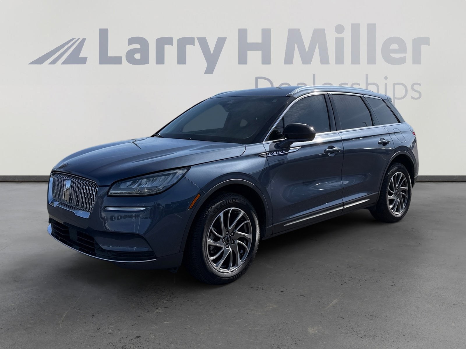 2022 Lincoln Corsair FWD's photo