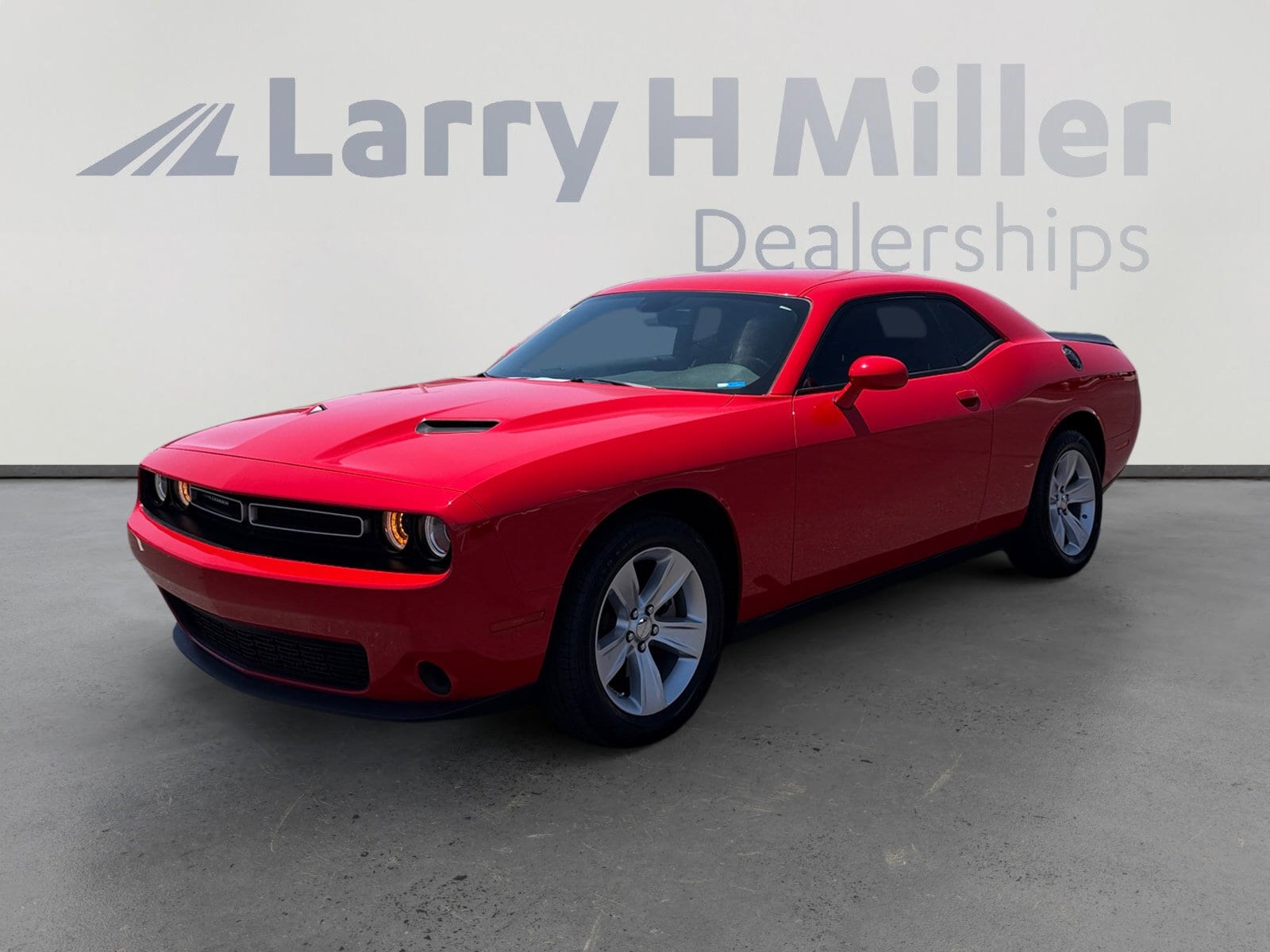 2023 Dodge Challenger SXT Auto's photo