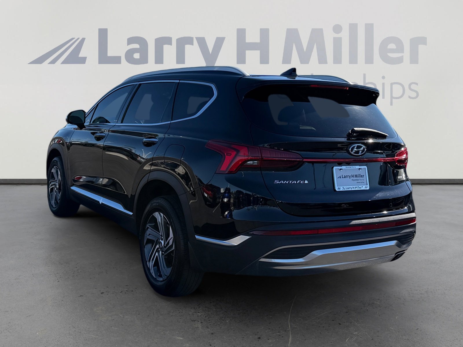 2023 Hyundai Santa Fe SEL Premium photo 3