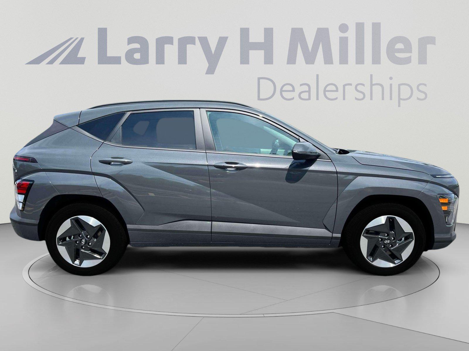 2025 Hyundai Kona EV SEL - Photo 9