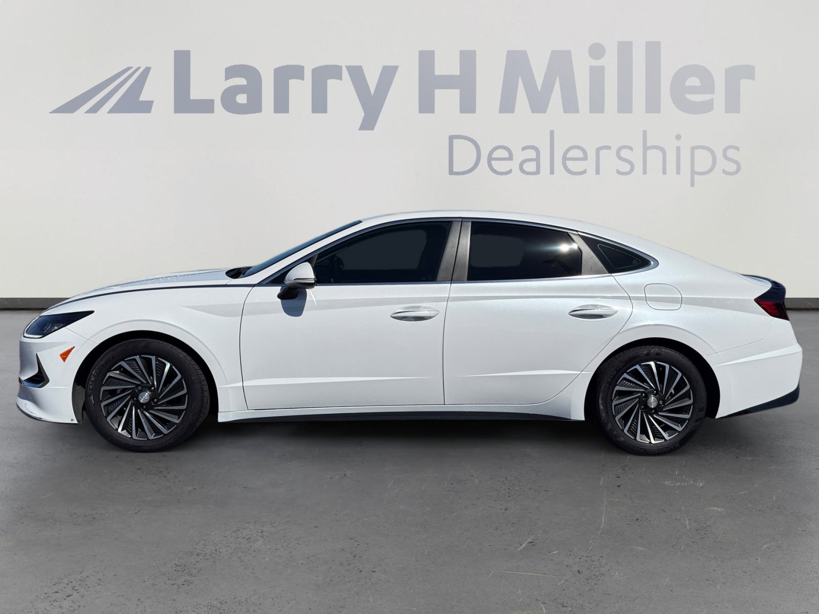 2021 Hyundai Sonata Hybrid SEL photo 2