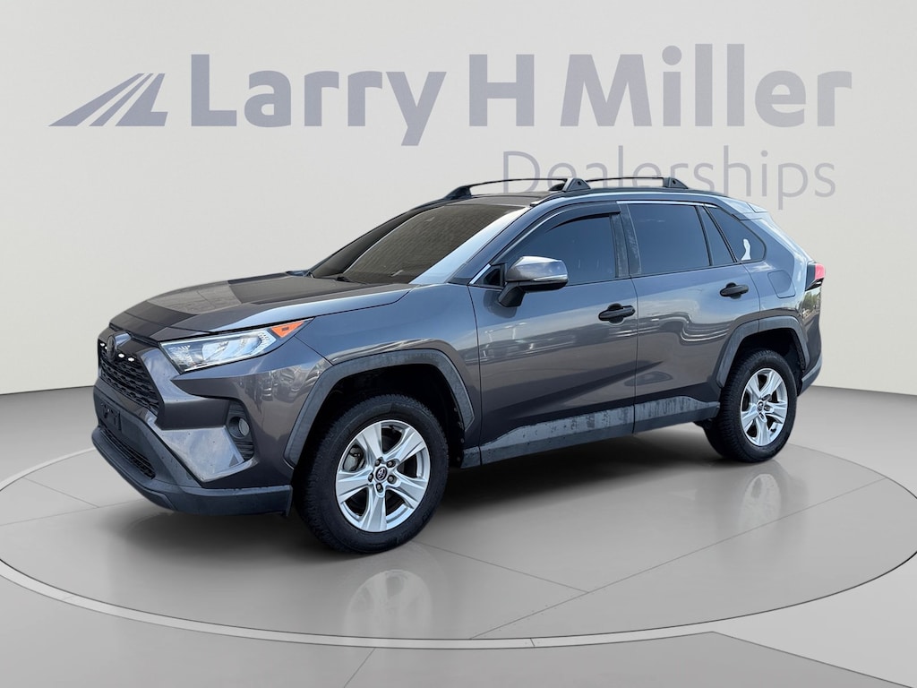 Used 2020 Toyota RAV4 XLE SUV