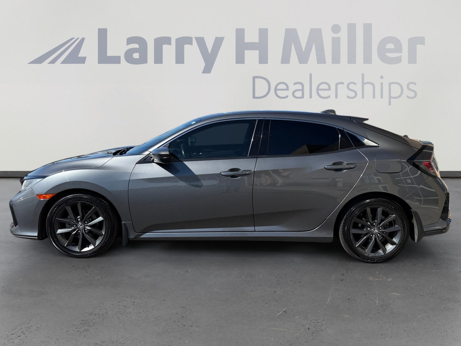 2021 Honda Civic EX Hatchback photo 2