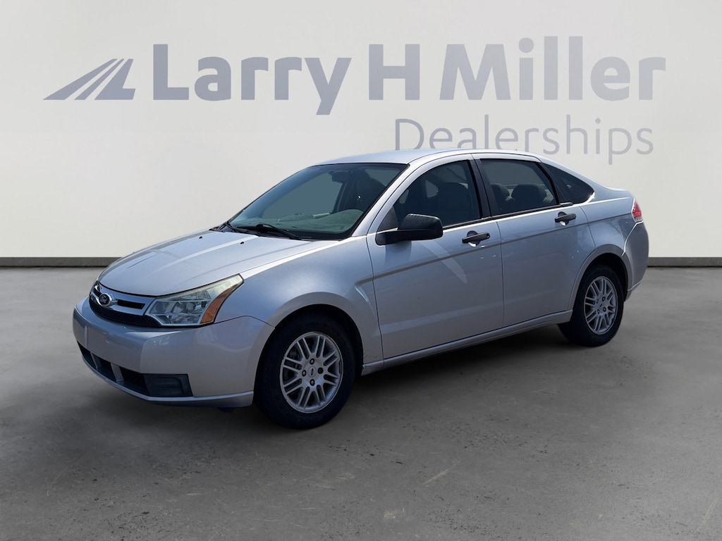 Used 2011 Ford Focus SE Sedan