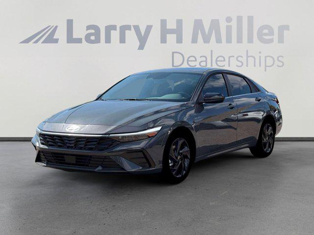 2026 Hyundai Elantra 2.0 SEL Sport Premium's photo