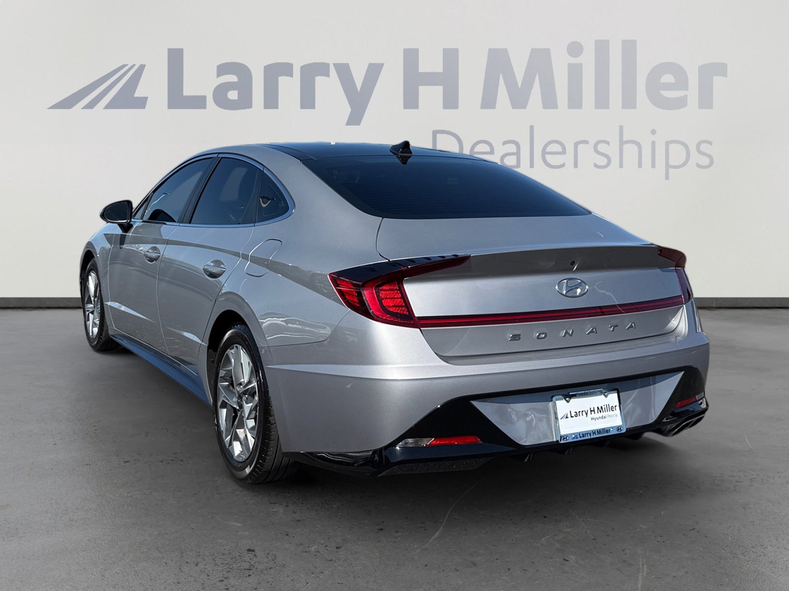 2023 Hyundai Sonata SEL photo 3