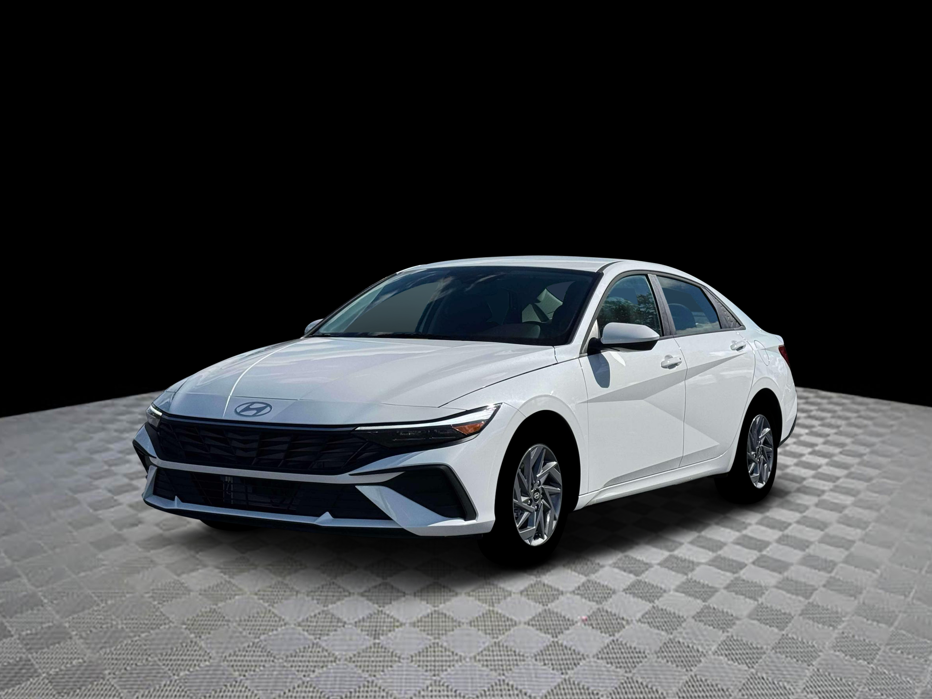  Hyundai Elantra Hybrid