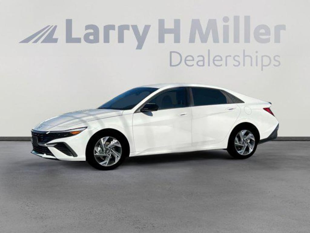 New 2025 Hyundai Elantra SEL Sport Sedan