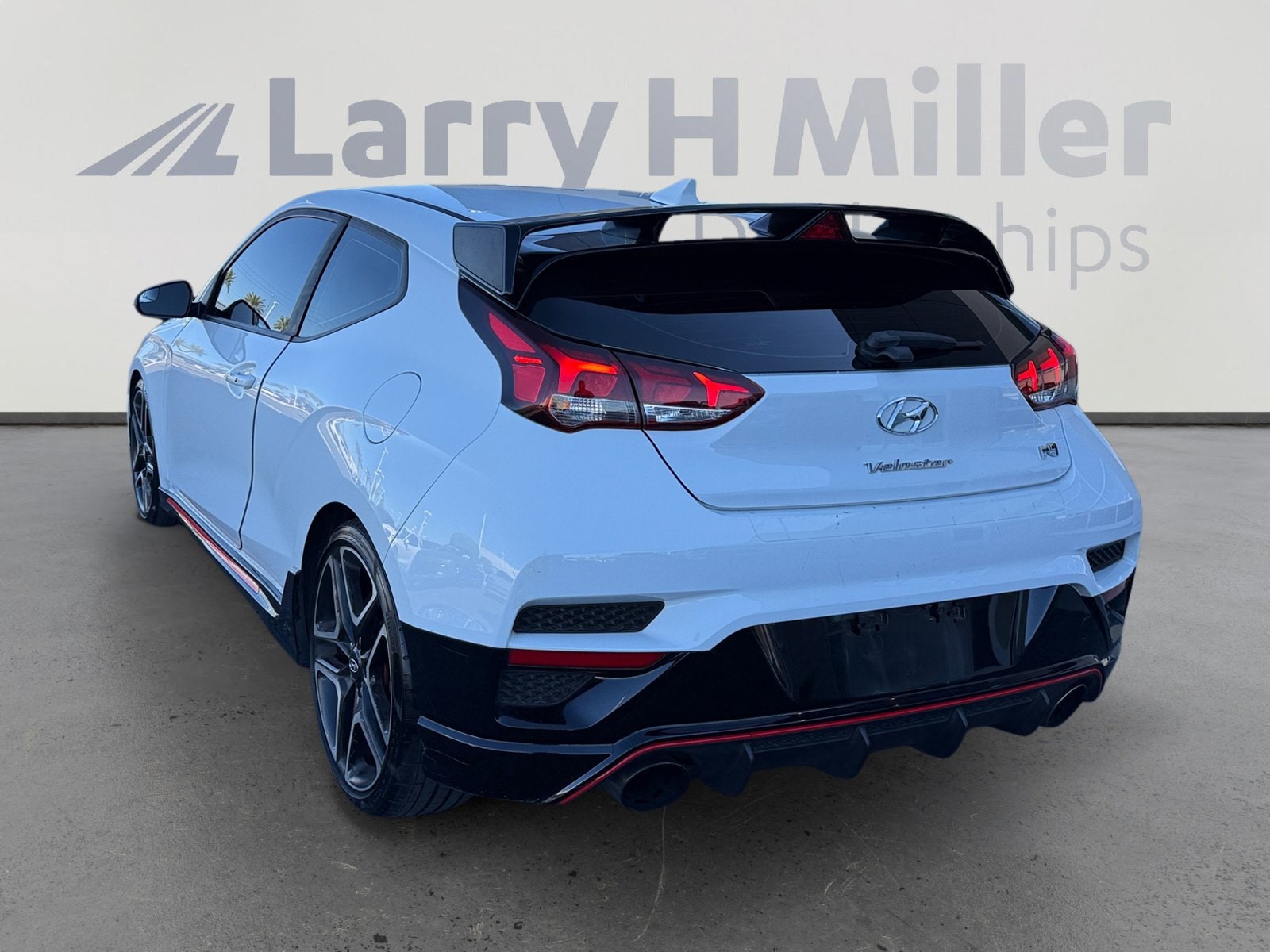 2020 Hyundai Veloster N photo 3