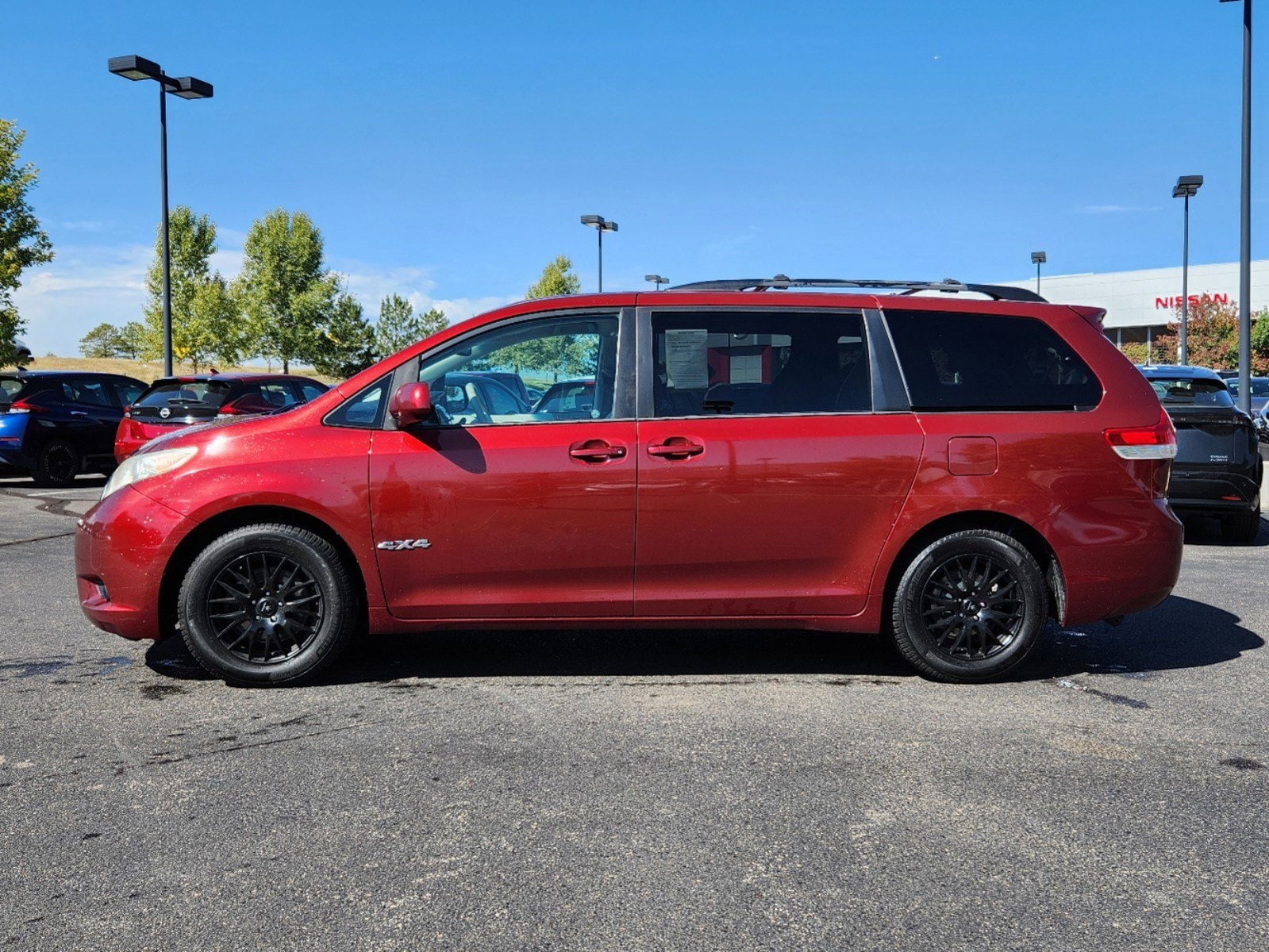 Used 2013 Toyota Sienna LE with VIN 5TDJK3DC5DS054224 for sale in Highlands Ranch, CO