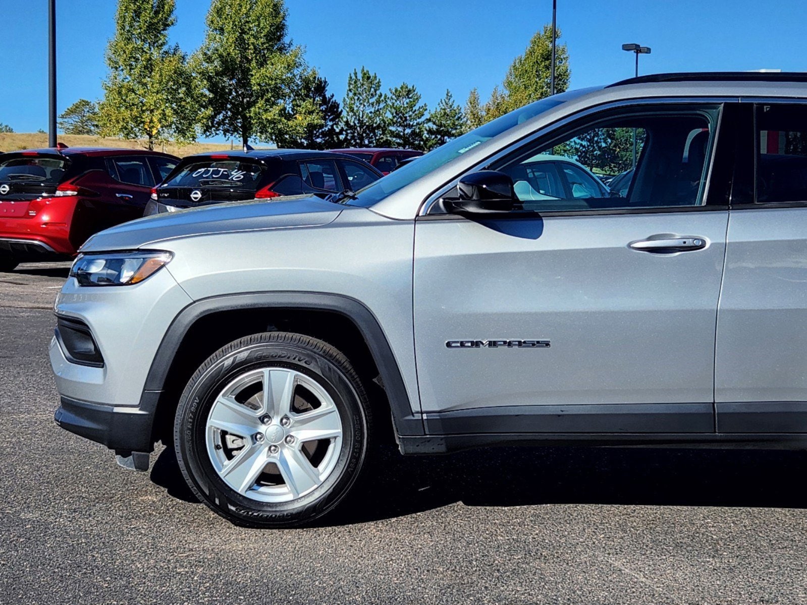 Used 2022 Jeep Compass Latitude with VIN 3C4NJDBB2NT116187 for sale in Highlands Ranch, CO