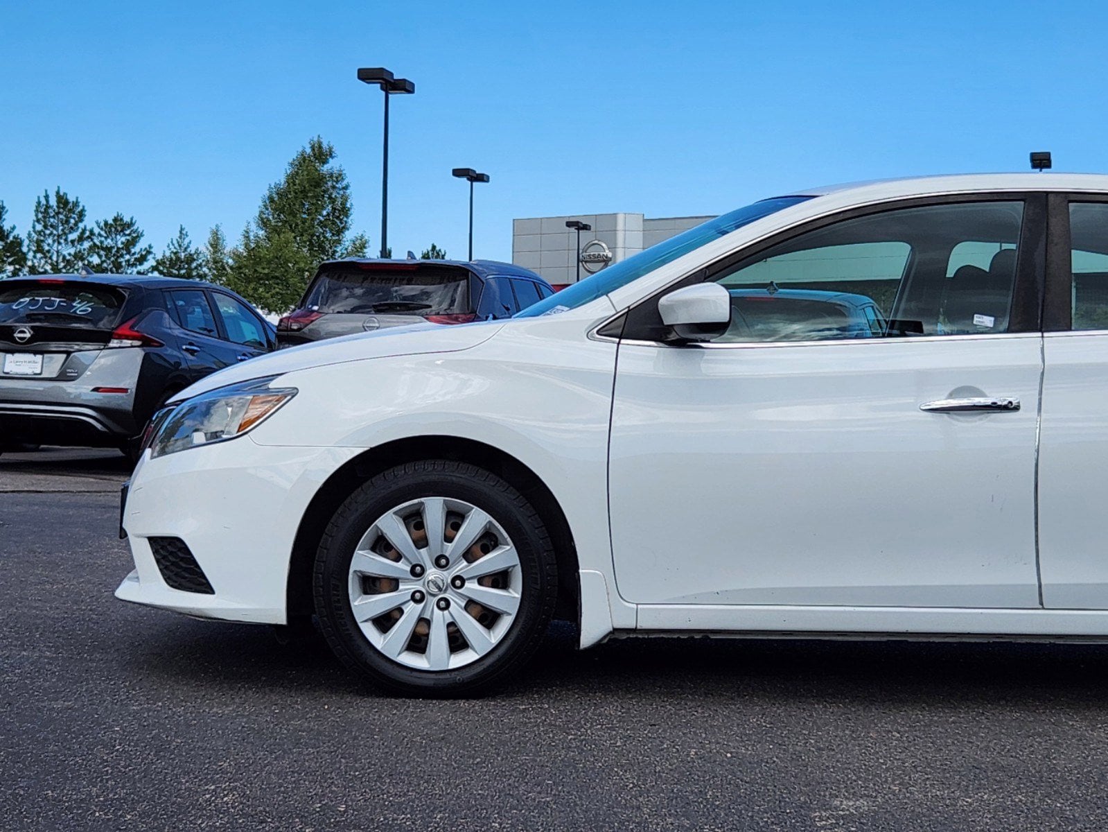 Used 2016 Nissan Sentra SV with VIN 3N1AB7AP5GL682800 for sale in Highlands Ranch, CO