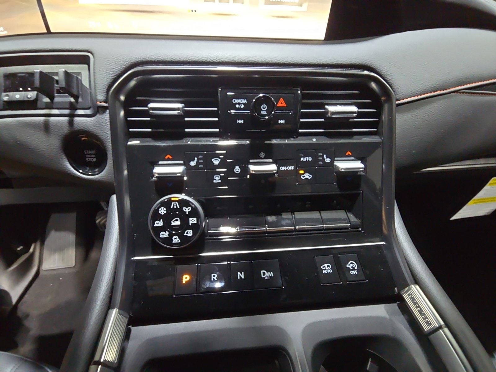 2025 Nissan Armada PRO-4X - Photo 32