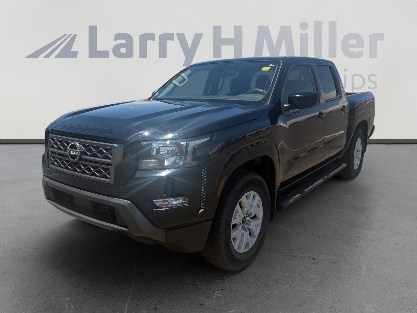 2023 Nissan Frontier SV Crew Cab 4X2 SWB's photo