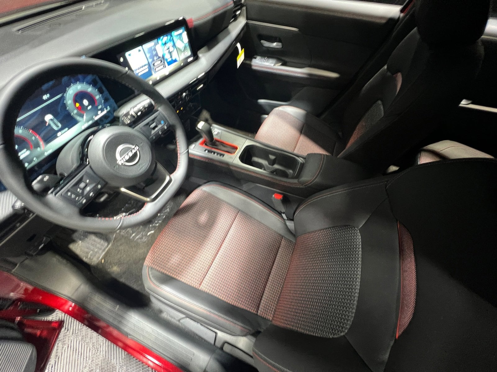 2026 Nissan KICKS SR - Photo 34