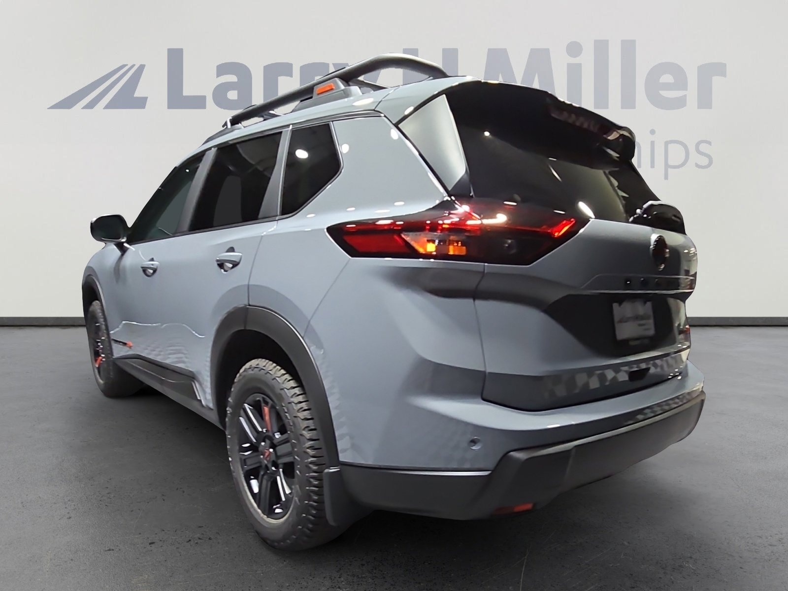 2026 Nissan Rogue SV photo 4