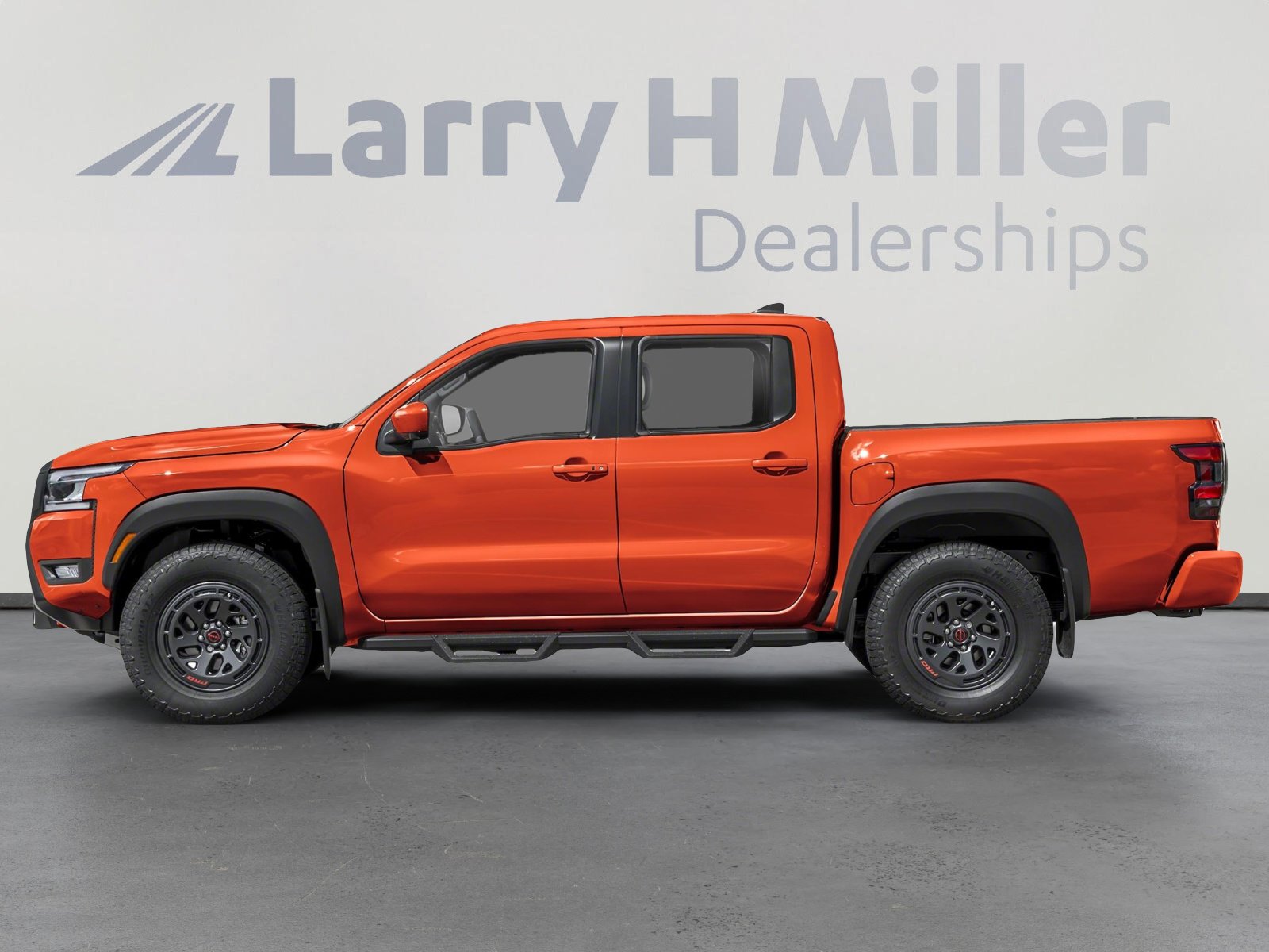 2025 Nissan Frontier PRO-X photo 4