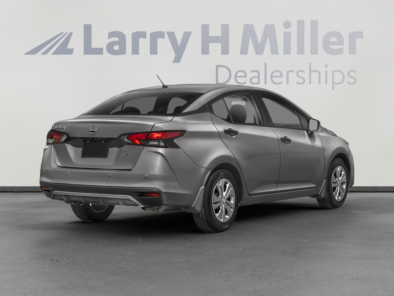 2025 Nissan Versa 1.6 S photo 3