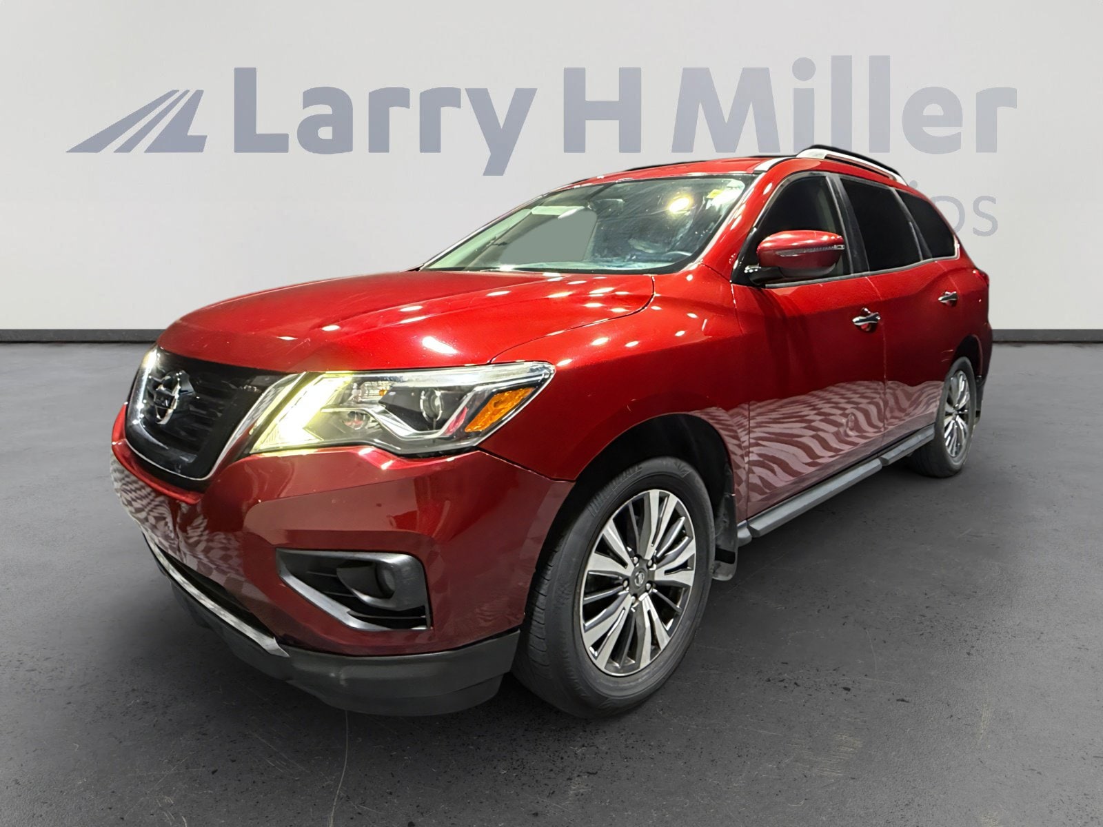 2019 Nissan Pathfinder SV