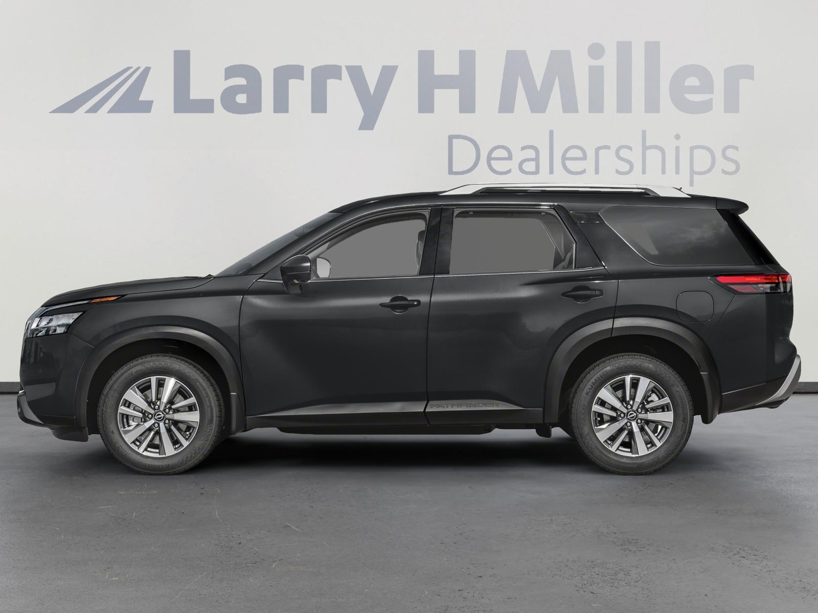 2025 Nissan Pathfinder SL photo 4