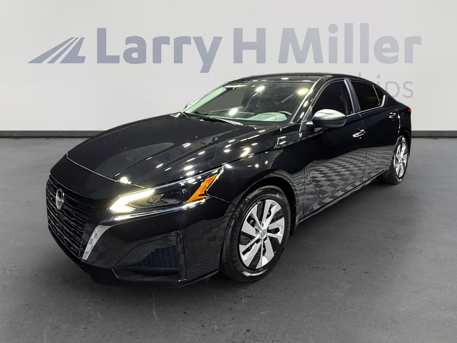 2025 Nissan Altima S