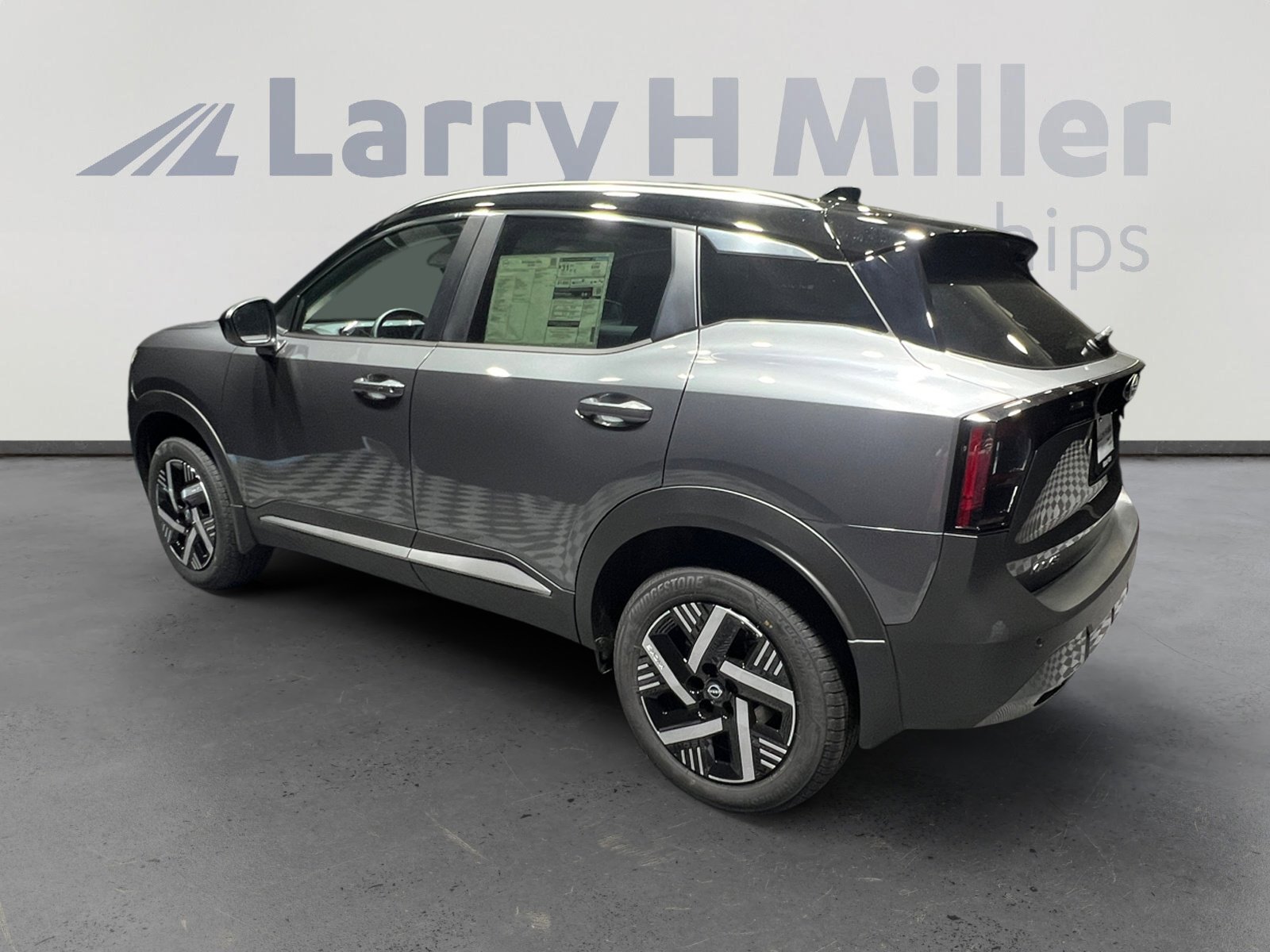 2026 Nissan Kicks SV photo 4