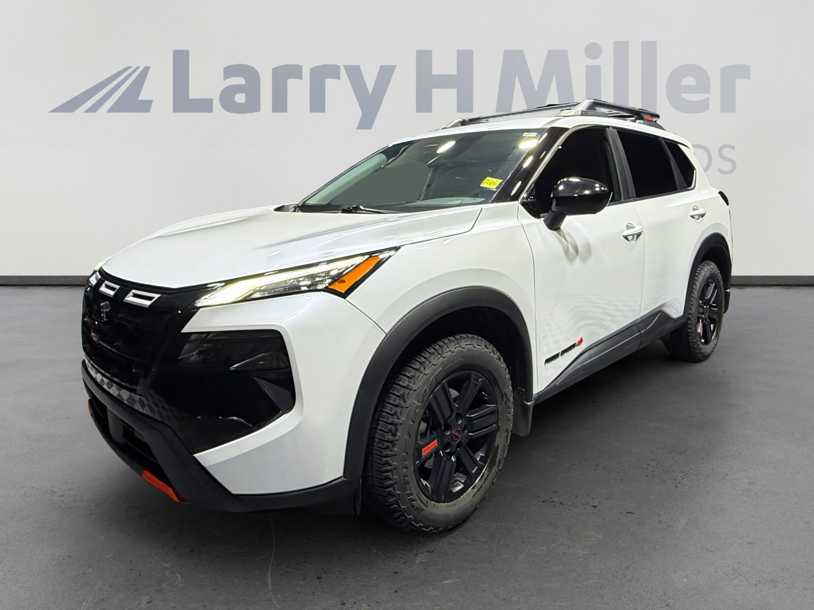 2025 Nissan Rogue Rock Creek AWD's photo
