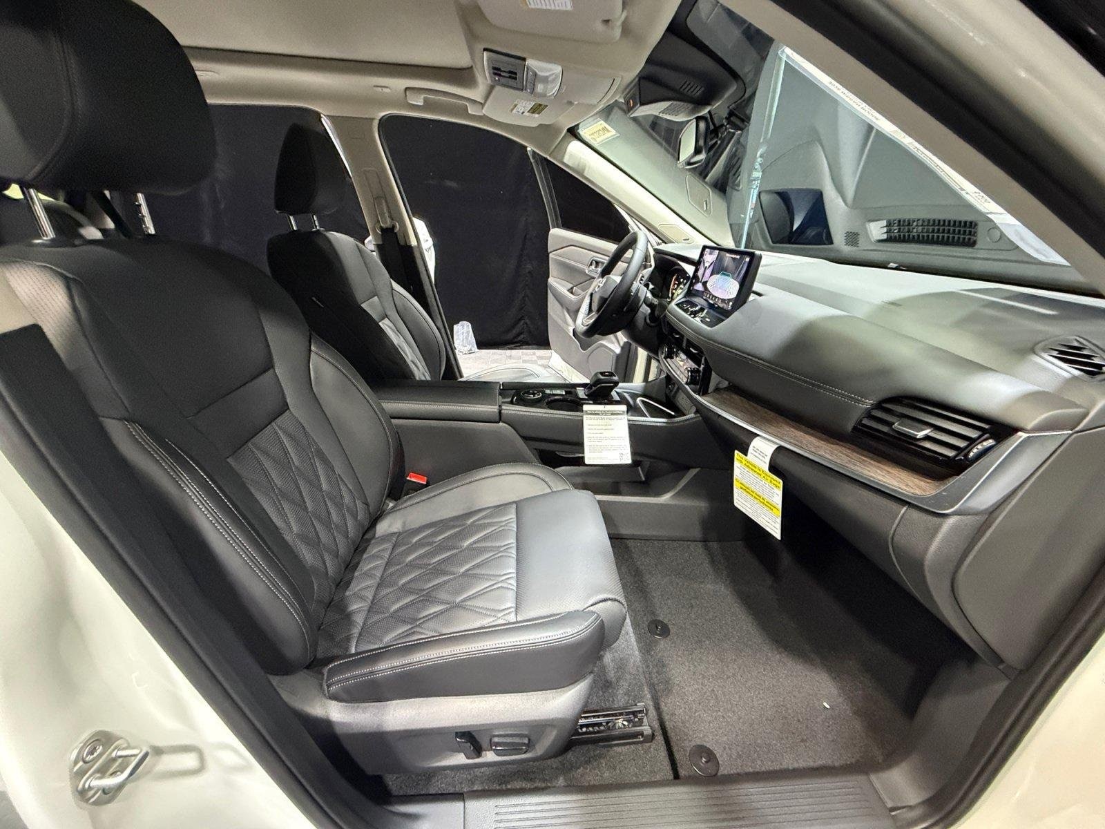 2026 Nissan Rogue Platinum - Photo 20
