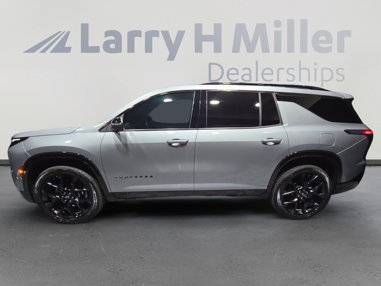 2024 Chevrolet Traverse RS photo 3