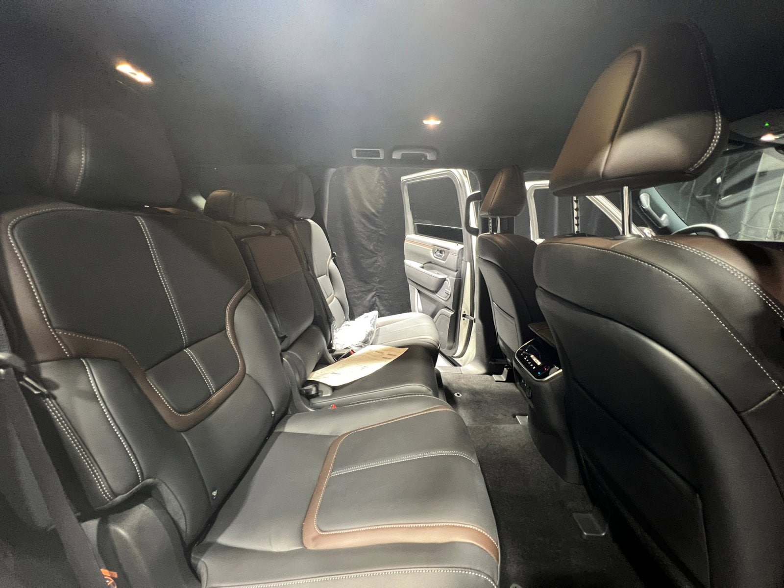 2026 Nissan Armada SL - Photo 19