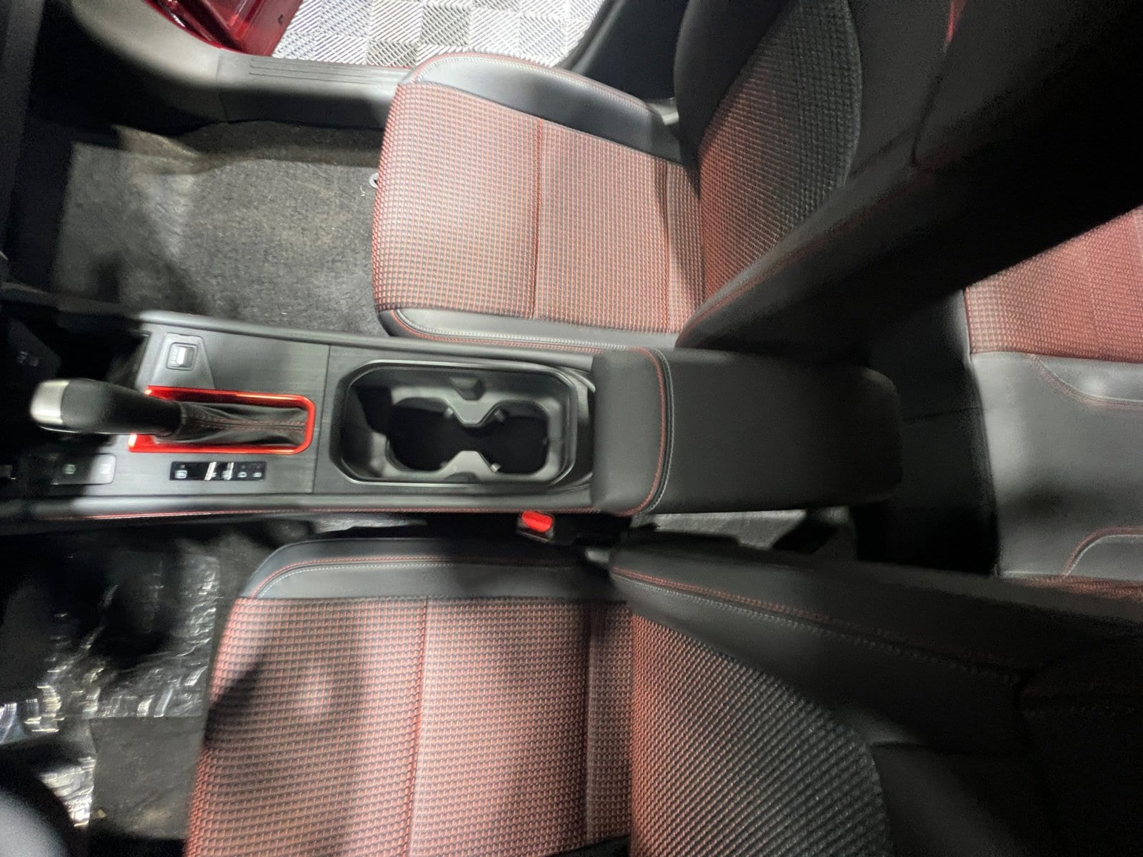 2026 Nissan KICKS SR - Photo 16