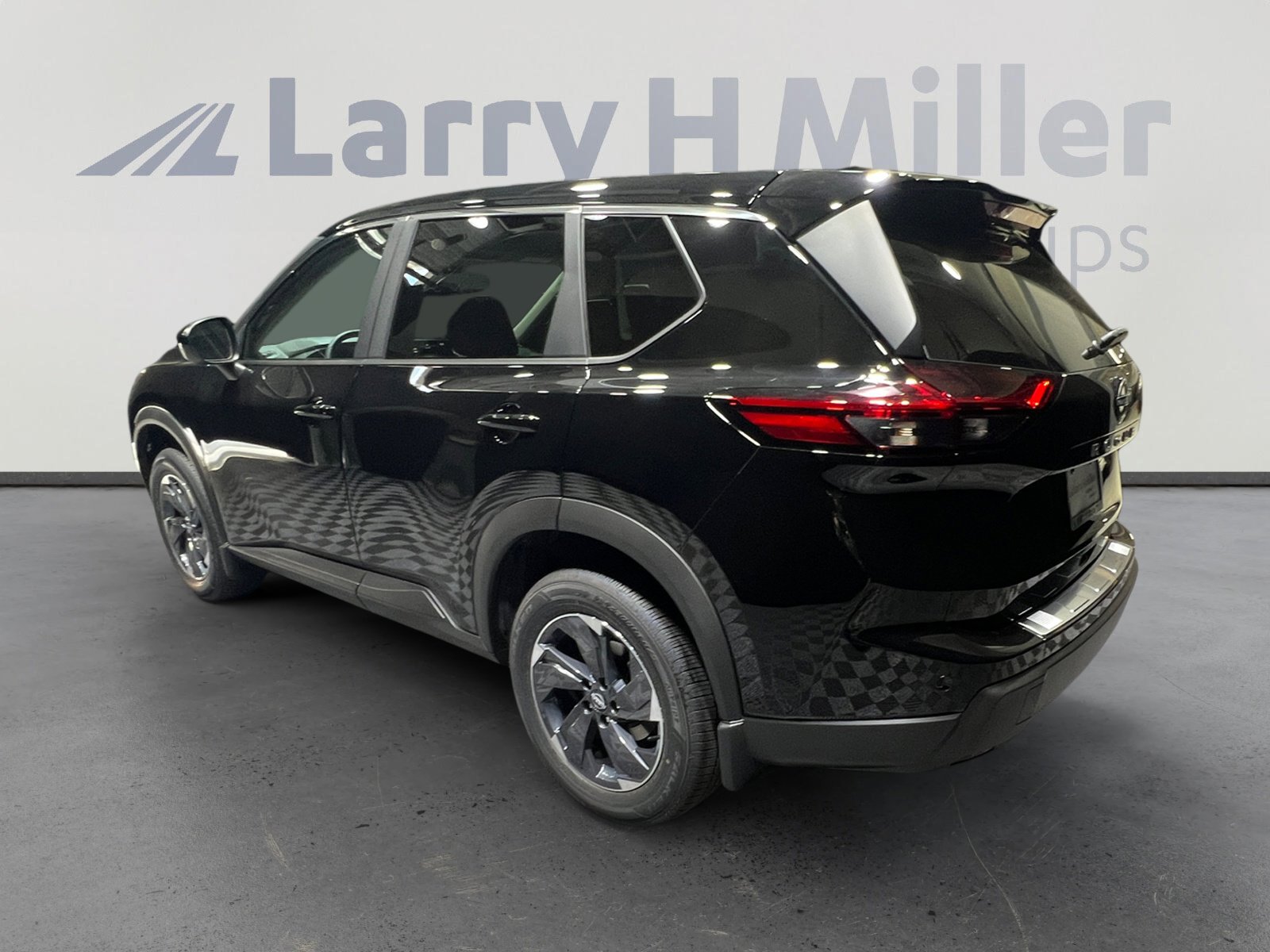2026 Nissan Rogue SV photo 2