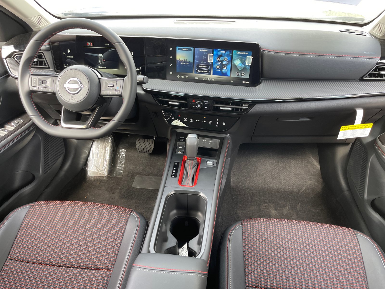 2026 Nissan KICKS SR - Photo 21