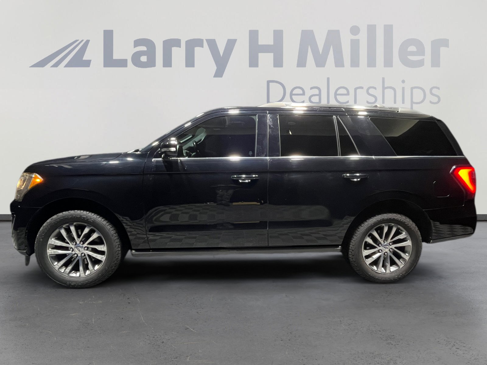 2018 Ford Expedition Limited photo 3