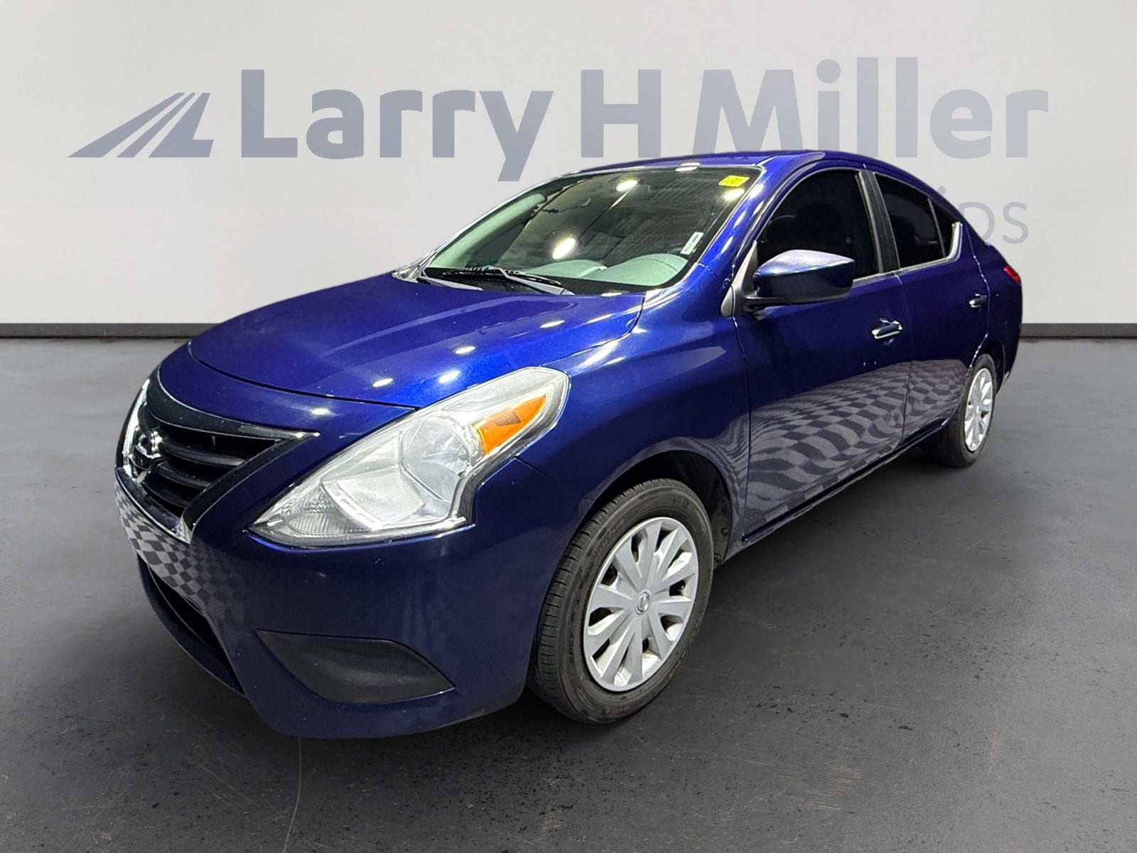 2019 Nissan Versa 1.6 SV CVT's photo