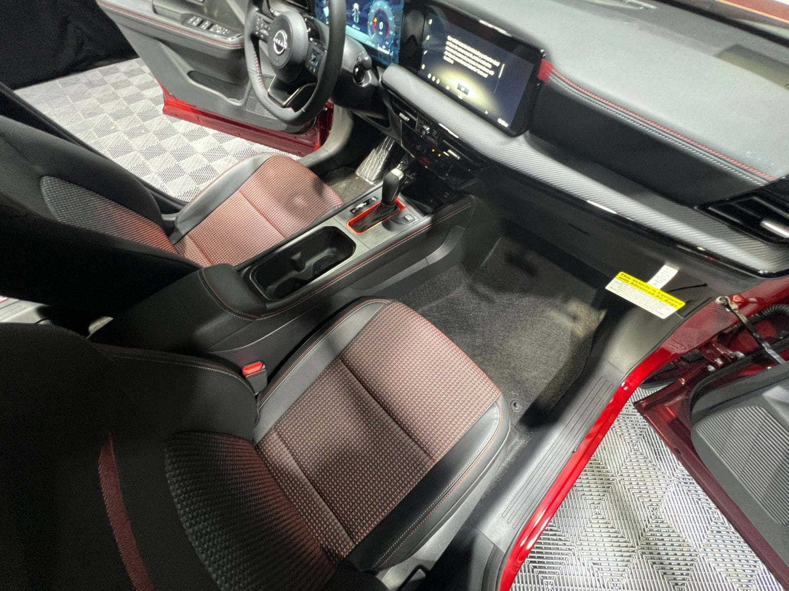 2026 Nissan KICKS SR - Photo 22