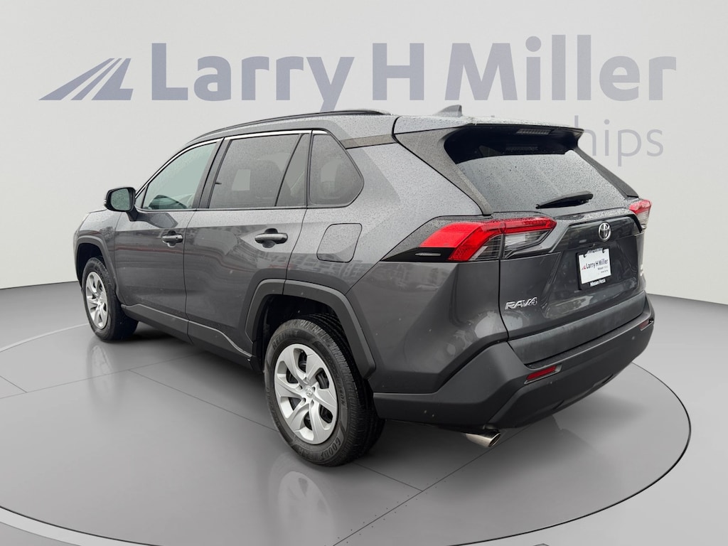 Used 2021 Toyota RAV4 LE SUV