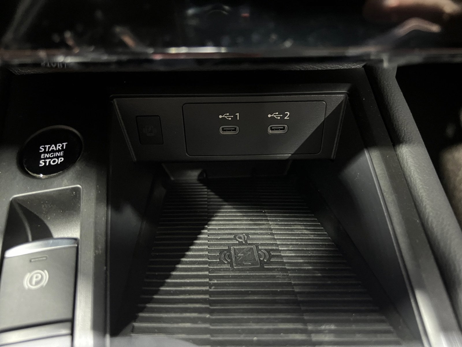 2026 Nissan KICKS SR - Photo 32