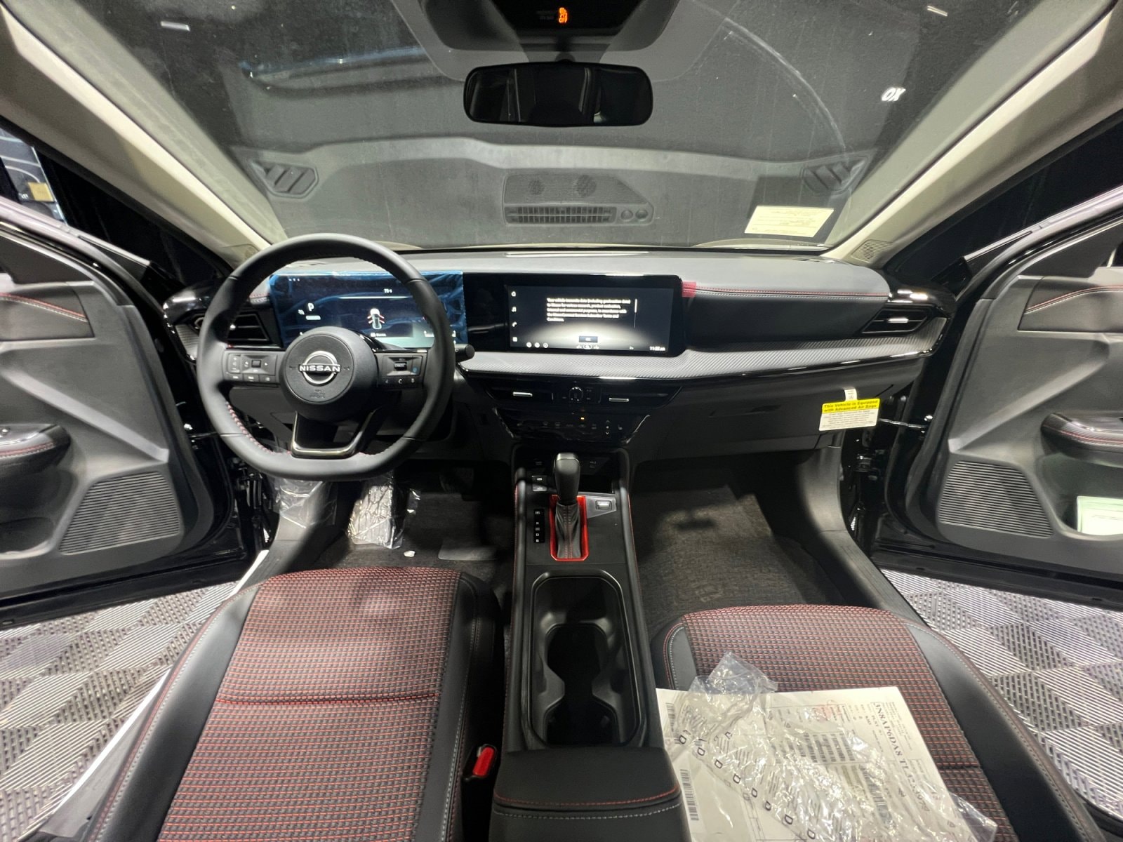 2026 Nissan KICKS SR - Photo 21