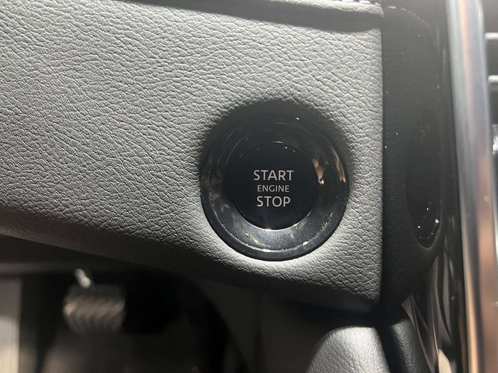 2026 Nissan Armada SL - Photo 31