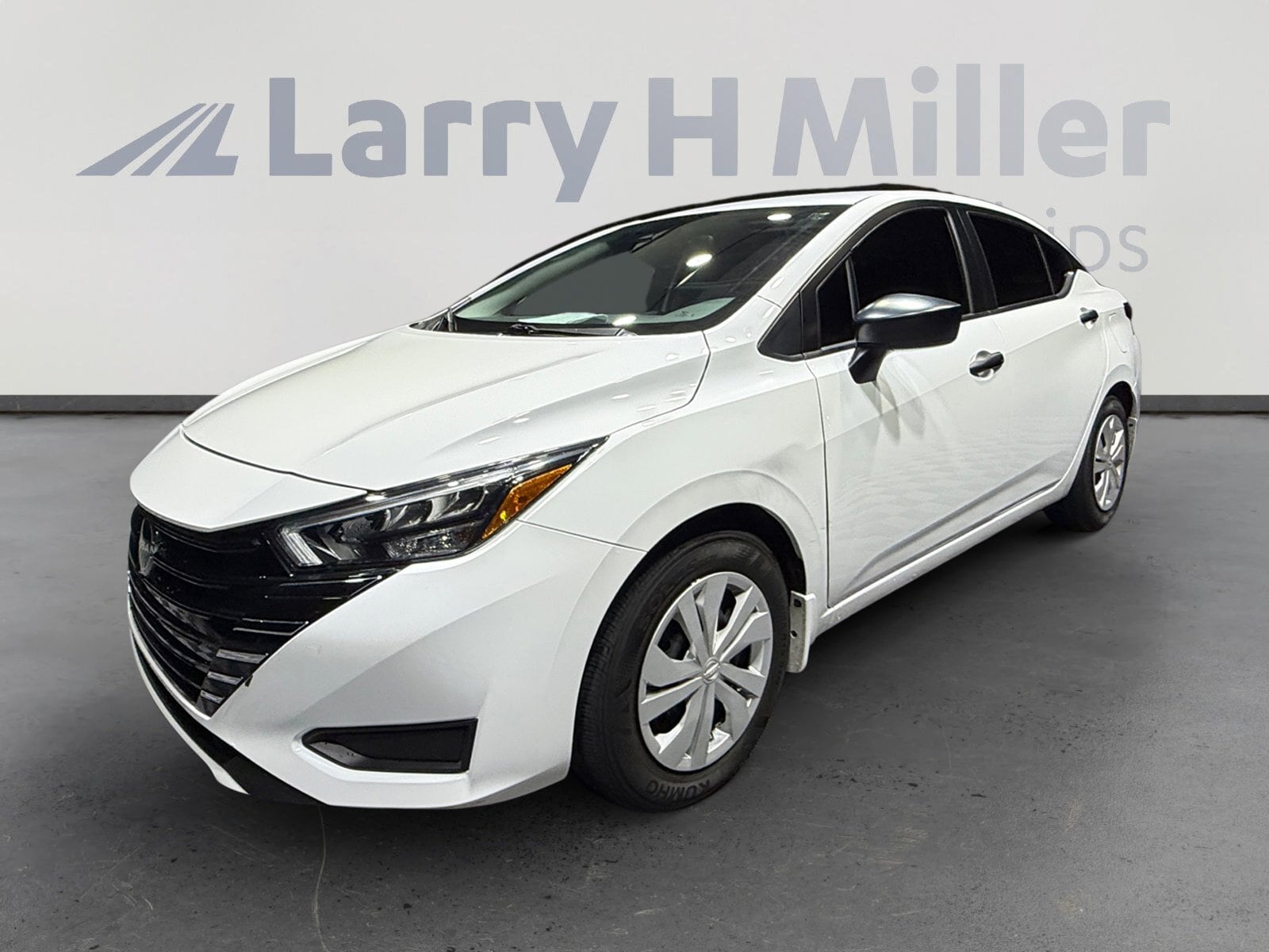 2025 Nissan Versa Sedan