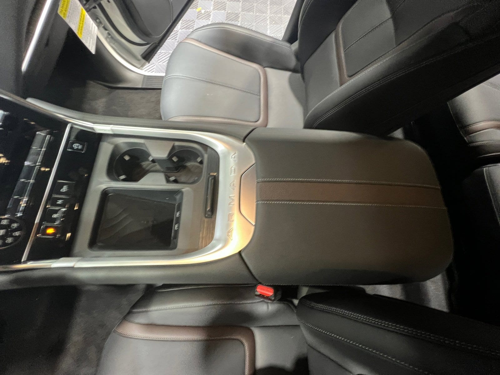 2026 Nissan Armada SL - Photo 16