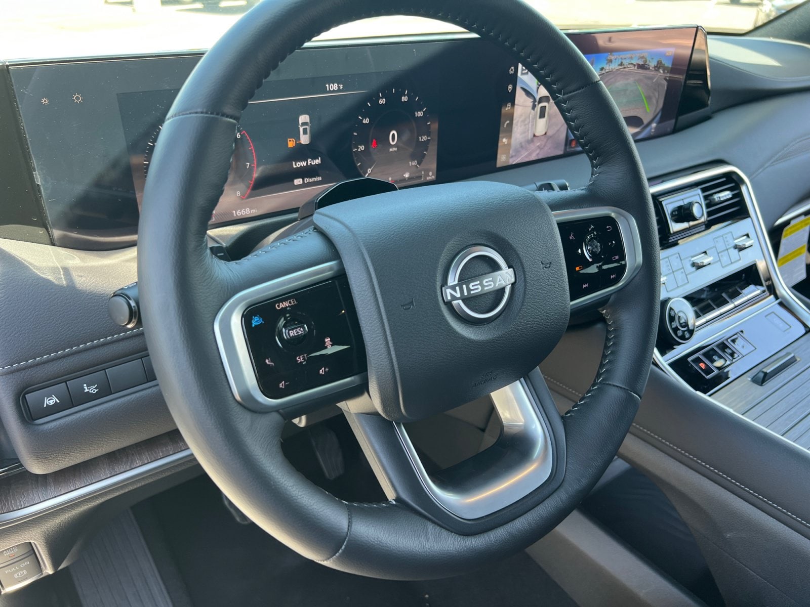 2026 Nissan Armada SL - Photo 10