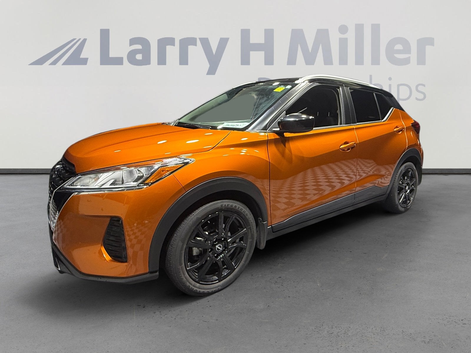 2023 Nissan Kicks SV