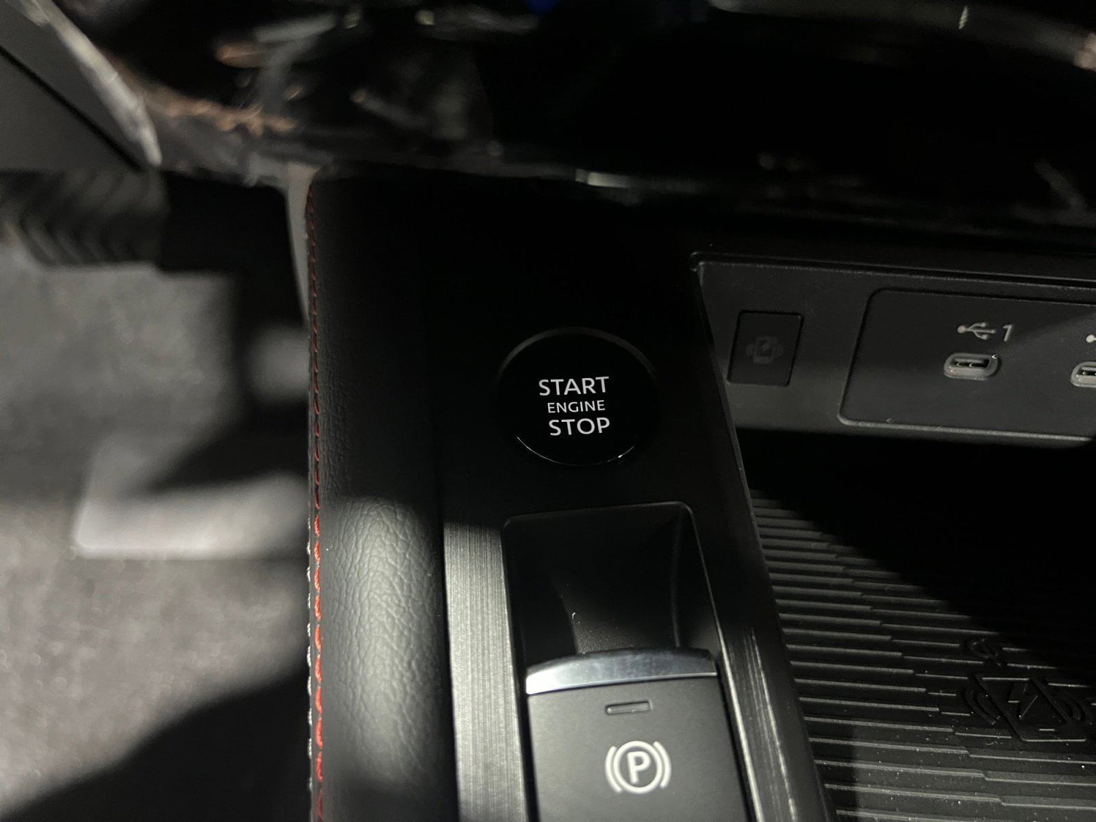 2026 Nissan KICKS SR - Photo 31