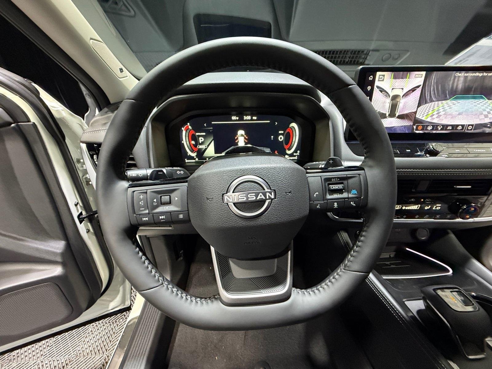 2026 Nissan Rogue Platinum - Photo 10