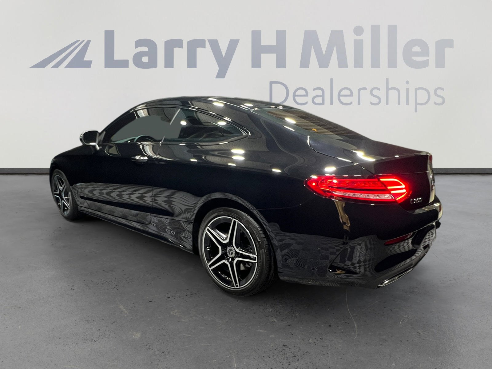 2023 Mercedes Benz C 300 photo 2