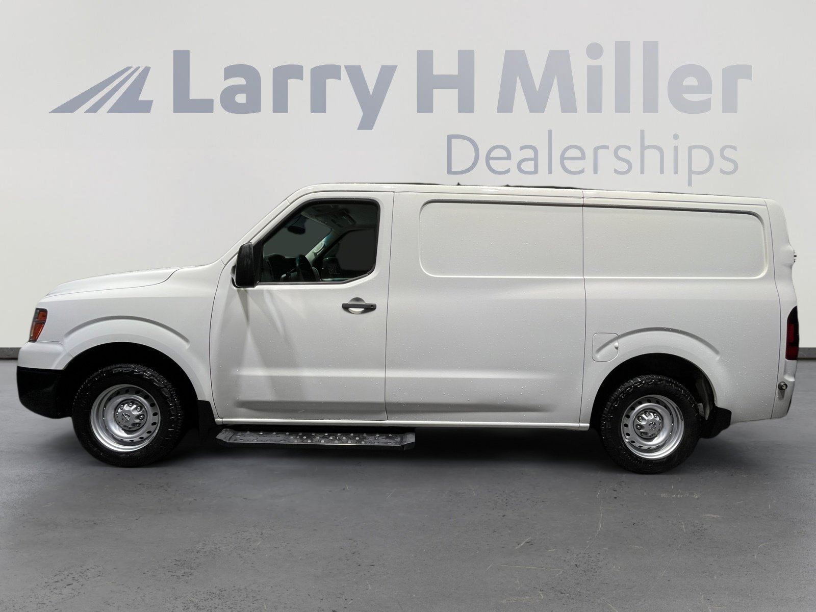 2016 Nissan NV1500 photo 3