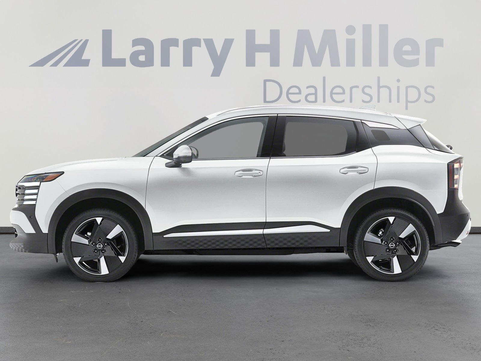 2025 Nissan Kicks SR photo 3