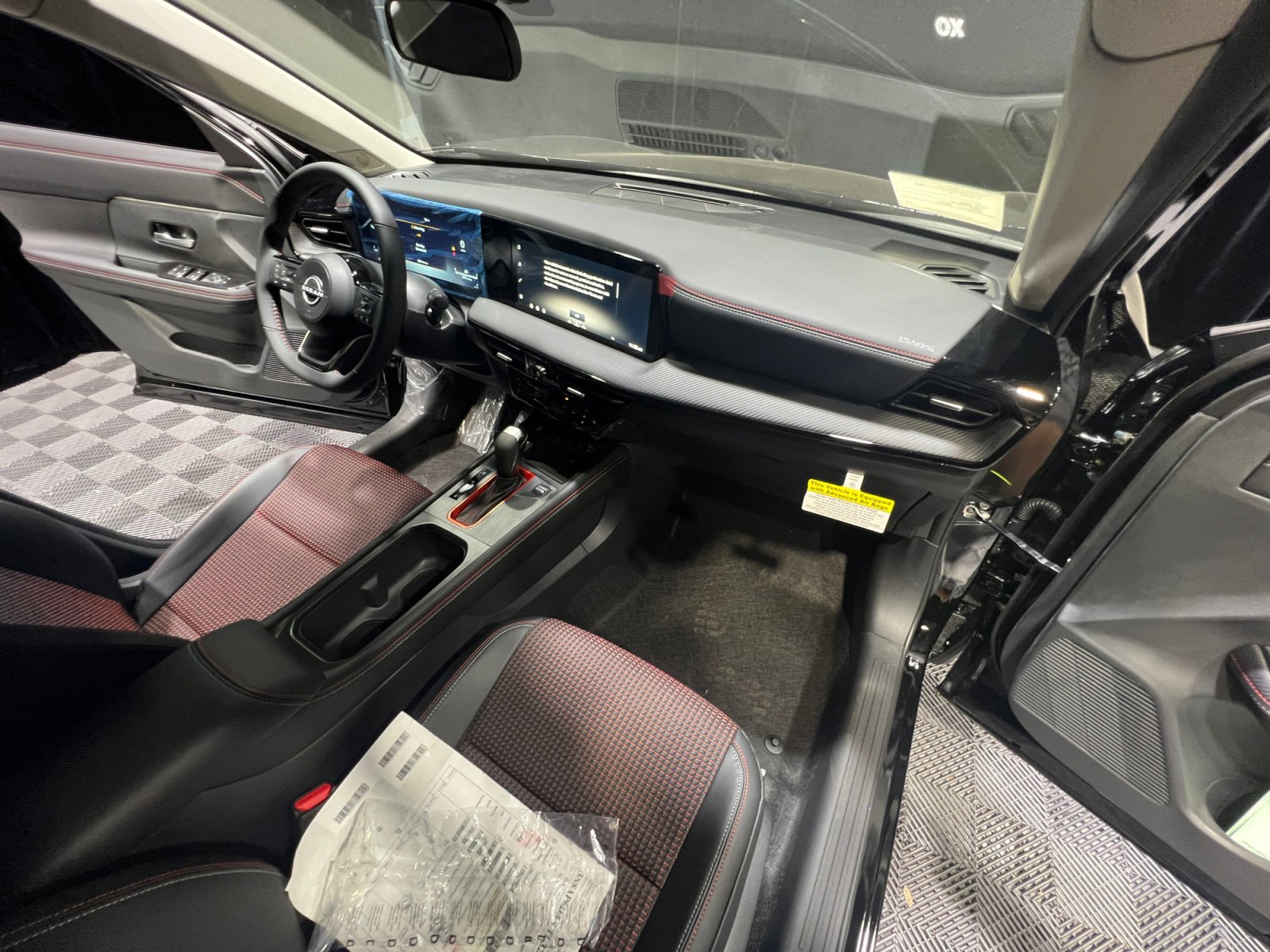 2026 Nissan KICKS SR - Photo 22